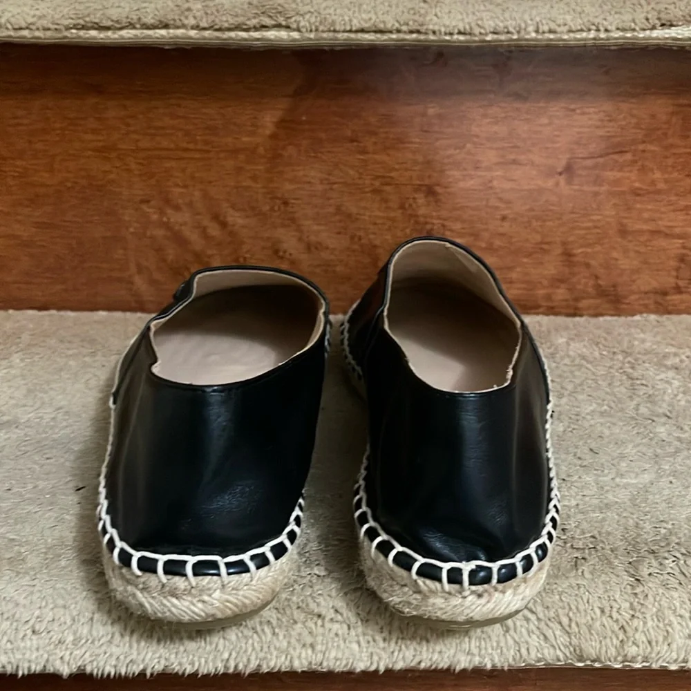 CHANEL Black Espadrilles Like New In Excellent Condition